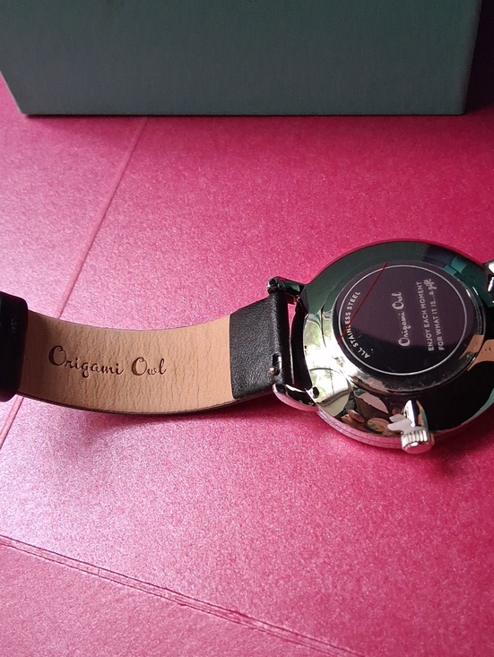 Origami Owl Silver Watch With Black Leather Band    10\'  New main image 4